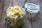 Fotolia_95958902_@Dani Vincek_sauerkraut