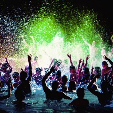 Pool Party at O Espace Aquatique