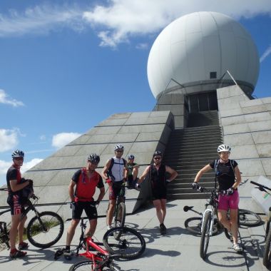 Vététistes au Grand Ballon ©F.Kruch