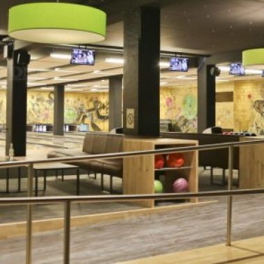 Bowling Rhinor Palace